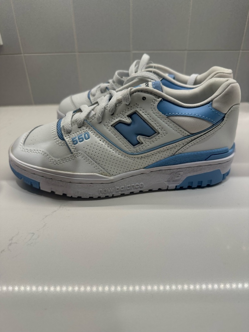 New Balance 550 Sneakers - White & Light Blue
